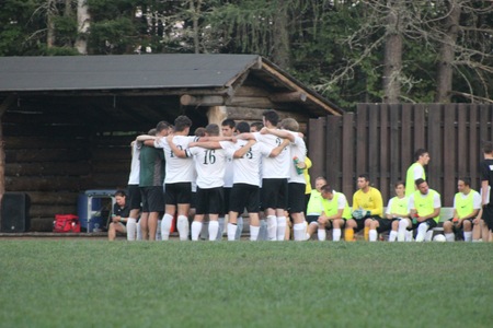 Men’s Soccer Splits first weekend of conference play.